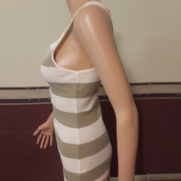 Old Navy Sleeveless Ivory/Tan Stripe Tank Top Size M NWOT - Picture 4 of 5